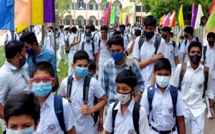 স্কুল-কলেজে মাস্ক পরার নির্দেশ